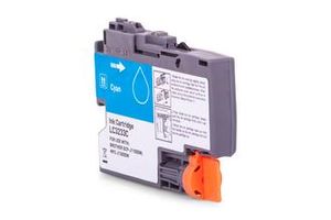 Compatible to Brother LC-3233C Ink Cartridge, cyan 